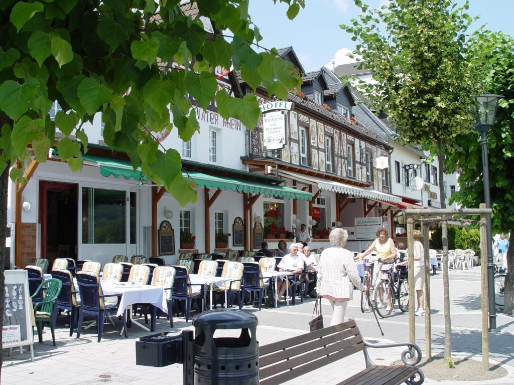 Hotel Vater Rhein باد برايسيخ المظهر الخارجي الصورة